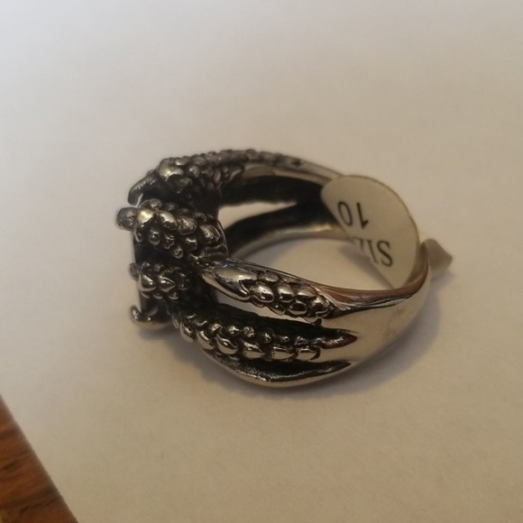 Stainless steel ring with black crystal  size 10 - Picture 3 of 3